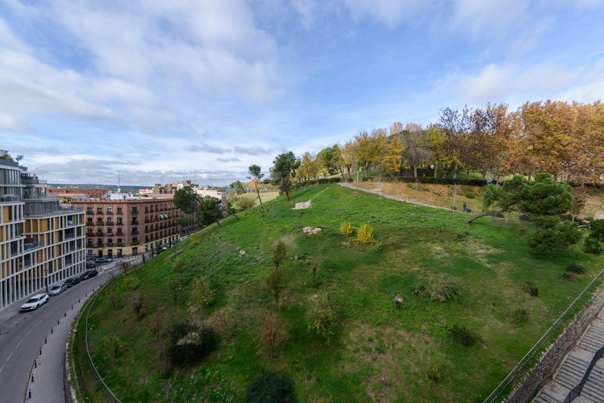 דירות Amplio Piso En Madrid Centro Con Vistas Al Templo De Debod מראה חיצוני תמונה