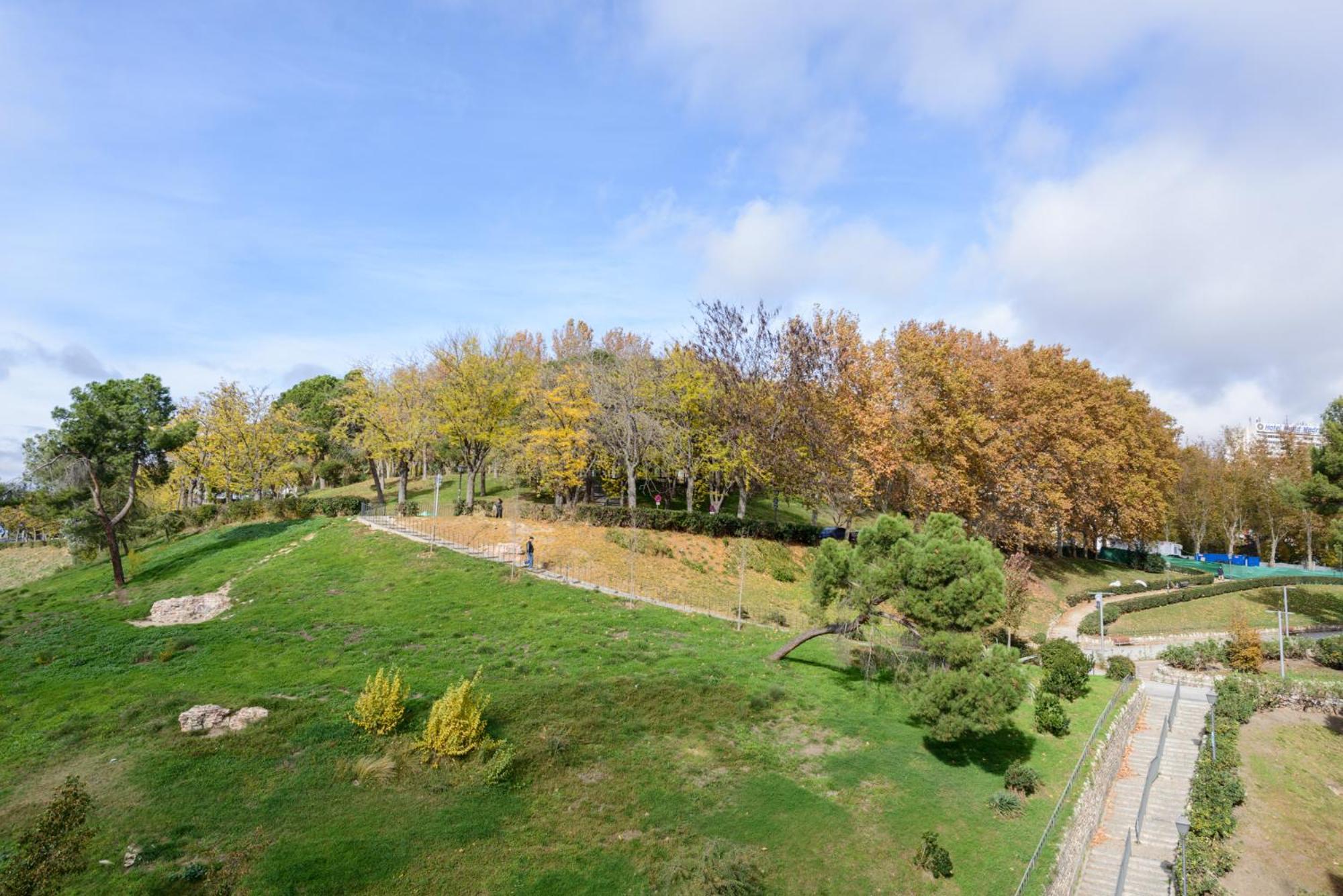 דירות Amplio Piso En Madrid Centro Con Vistas Al Templo De Debod מראה חיצוני תמונה